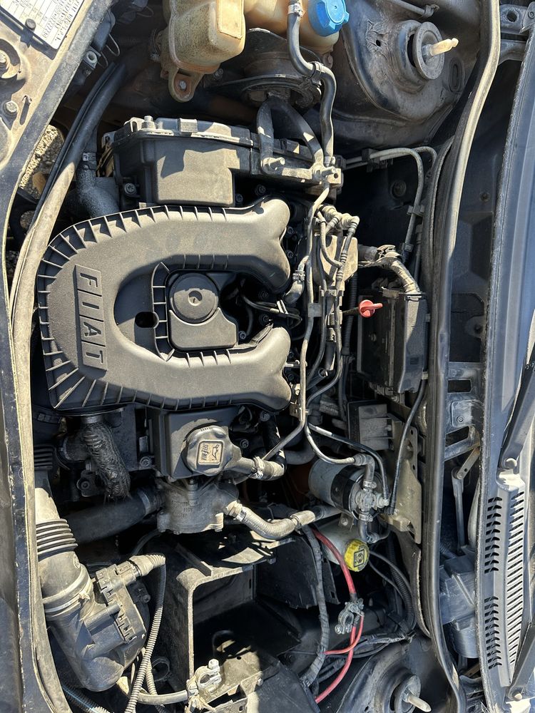 Motor fiat Doblo punto stilo 1.9 jtd