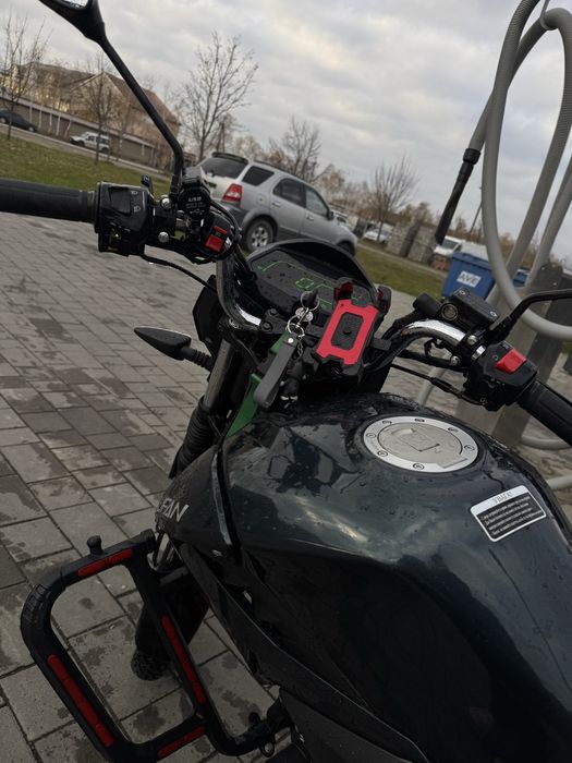 Продам мотоцикл Lifan 150 2e