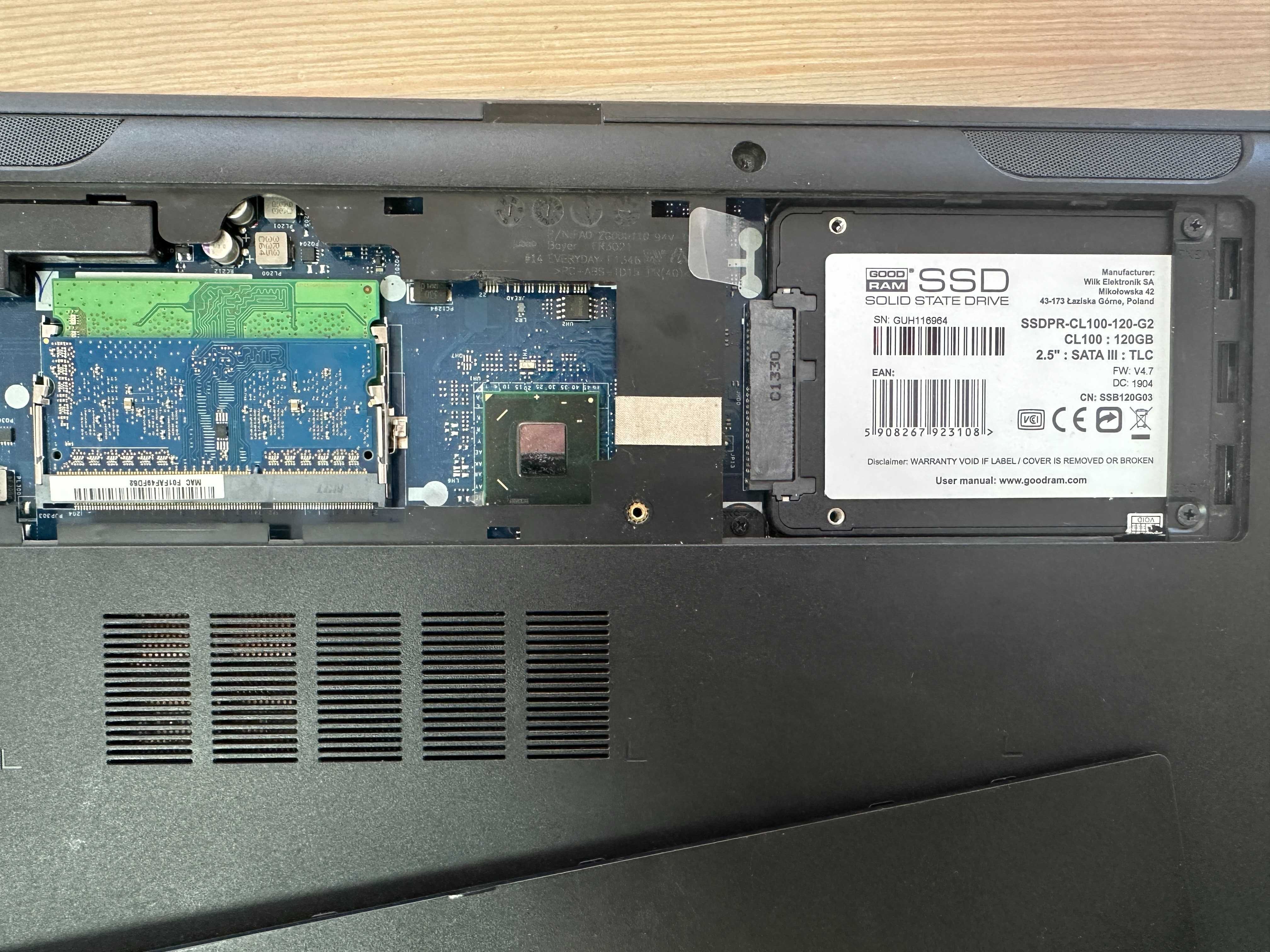 Ноутбук Dell Inspiron 3521 15.6 i3-3217U (1.8 ГГц) RAM 4 ГБ SSD 120 ГБ