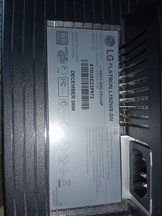 Monitor LG flatron 19 cali