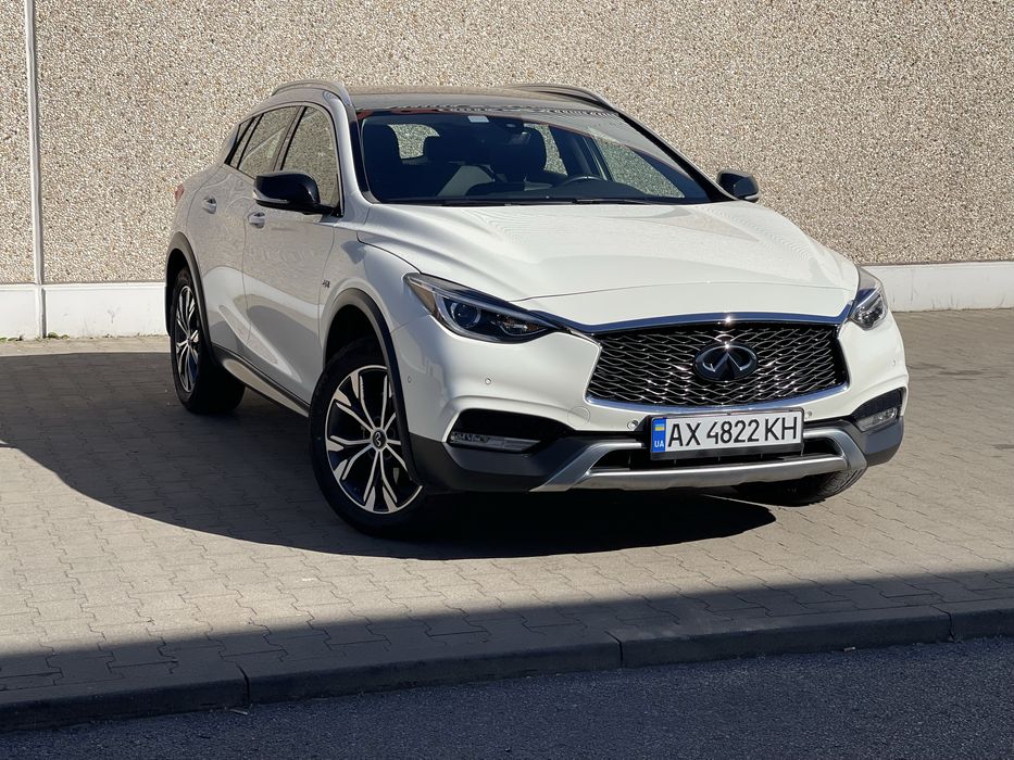 Infiniti QX30 2016