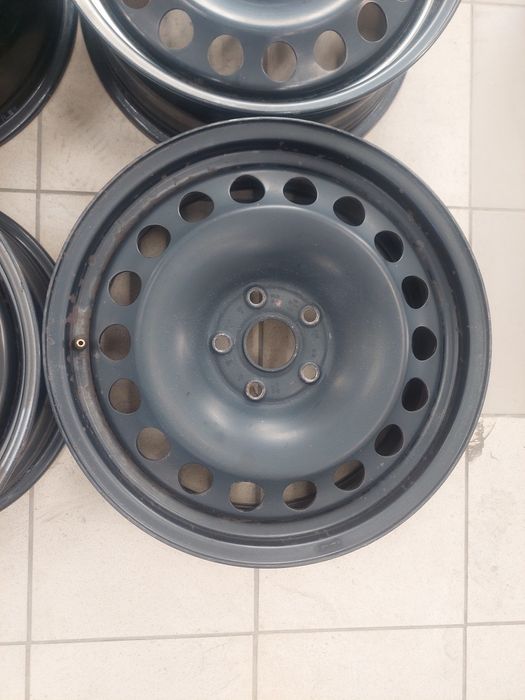 Оригінальні металеві диски Volkswagen Skoda R17 5×112