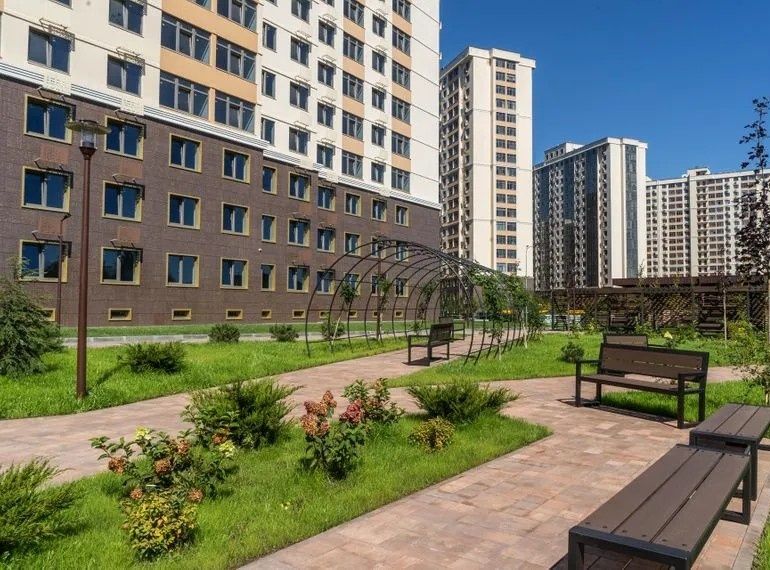 Срочно! Продам двухкомнатную квартиру на Таирова, без допзатрат!