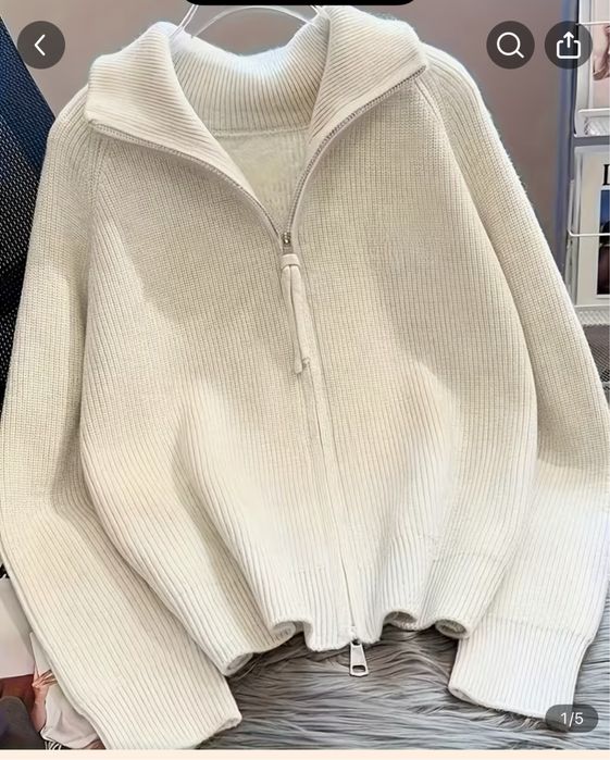 Теплий кардіган молочного кольору