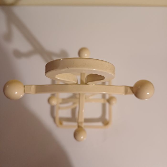 Stojak żeliwny vintage na kubki