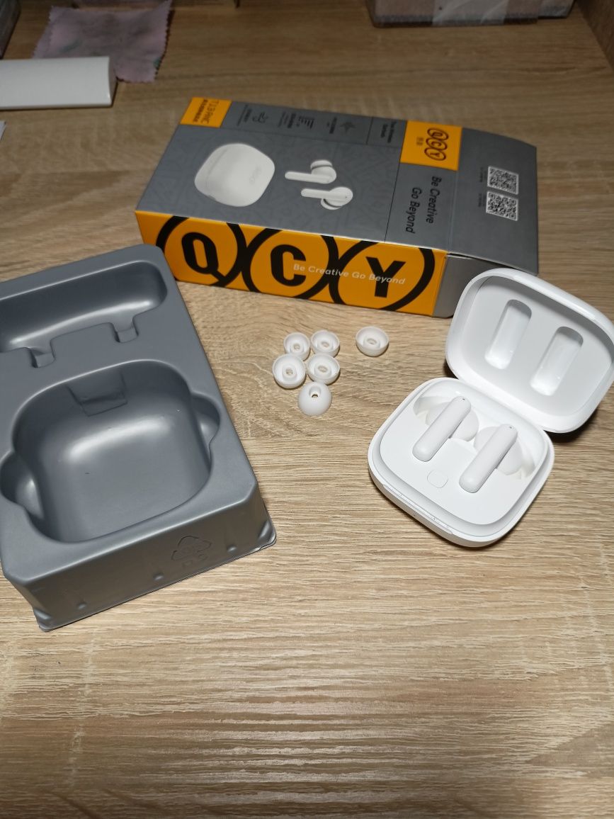 Навушники блутуз Bluetooth QCY-13 на подарунок