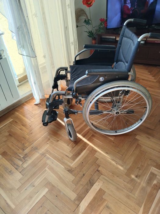Sprzedam wózek inwalidzki