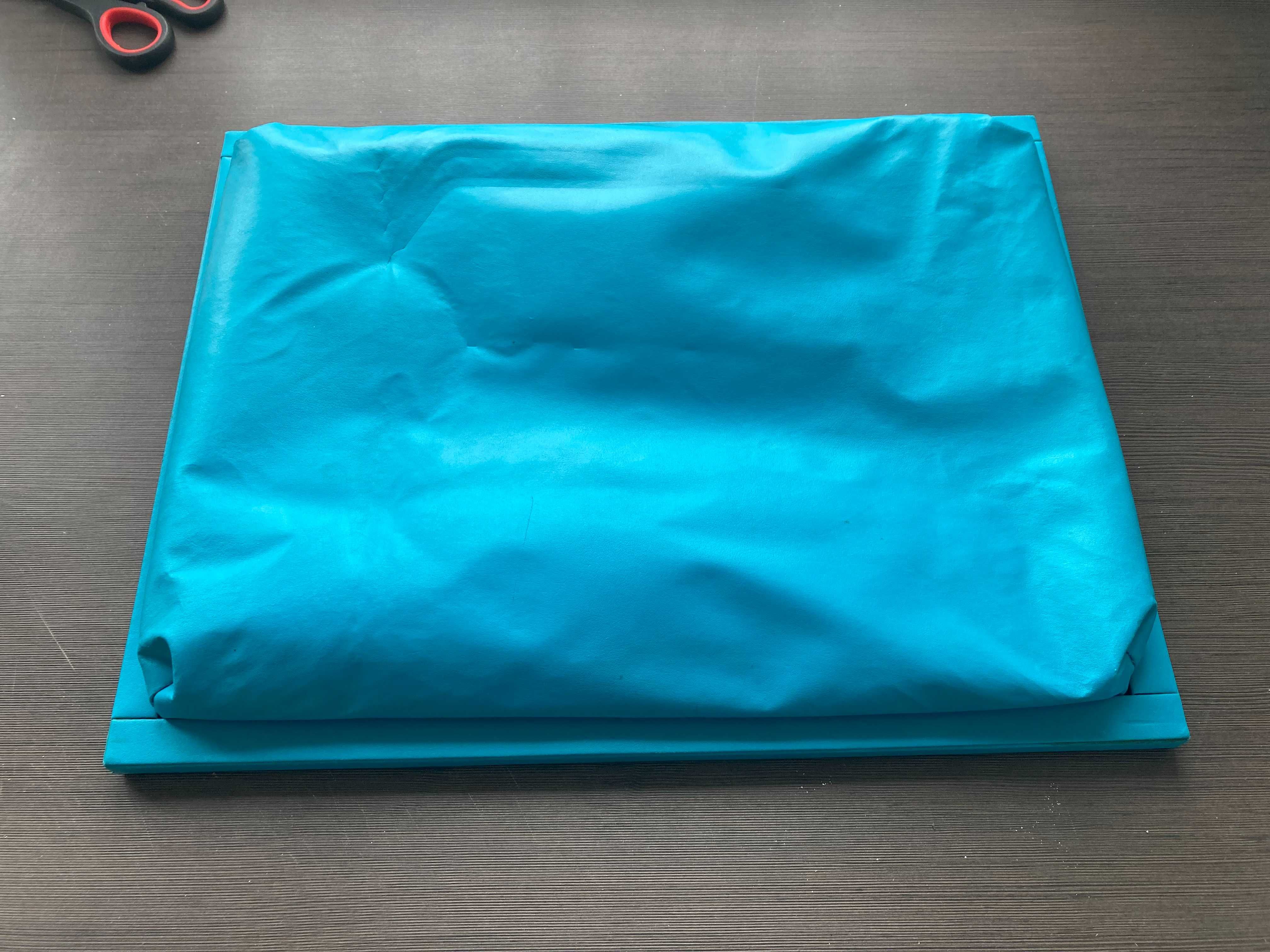 Podstawka pod laptopa z poduszką