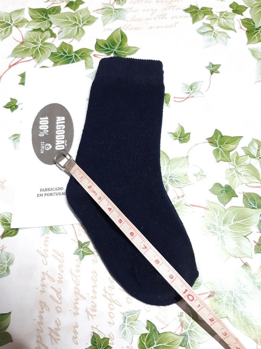 14 pares de meias em algodão para bebé