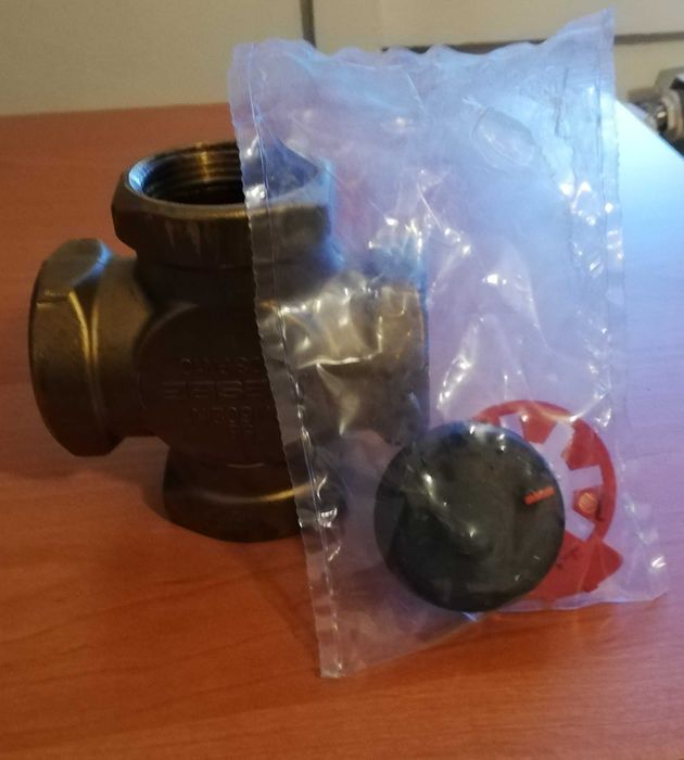 Zawór mieszający 4-drogowy ESBE VRG140