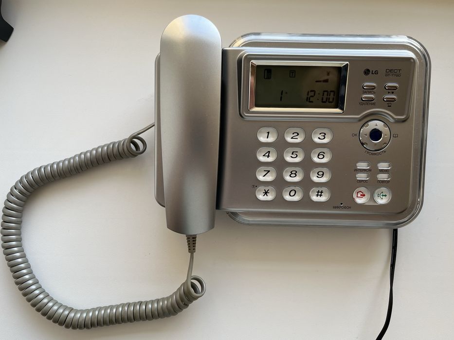 Стационарный телефон   LG DECT 7720 ( база + трубка). Panasonic