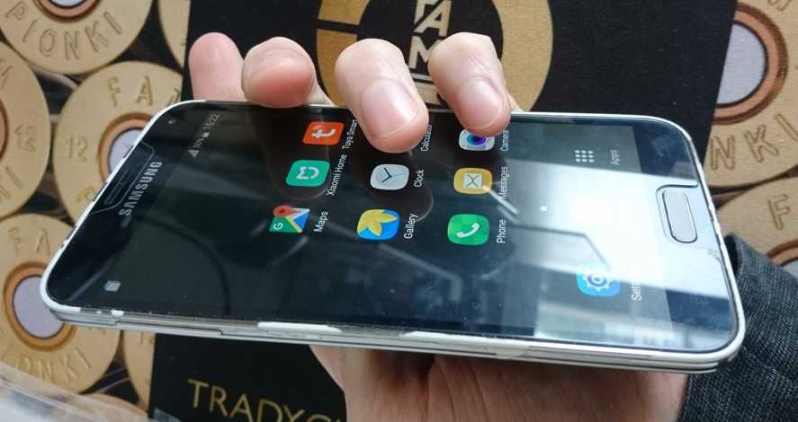 Smartfon, Telefon Samsung Galaxy S5 SM-G900F + szkło, etui, akcesoria