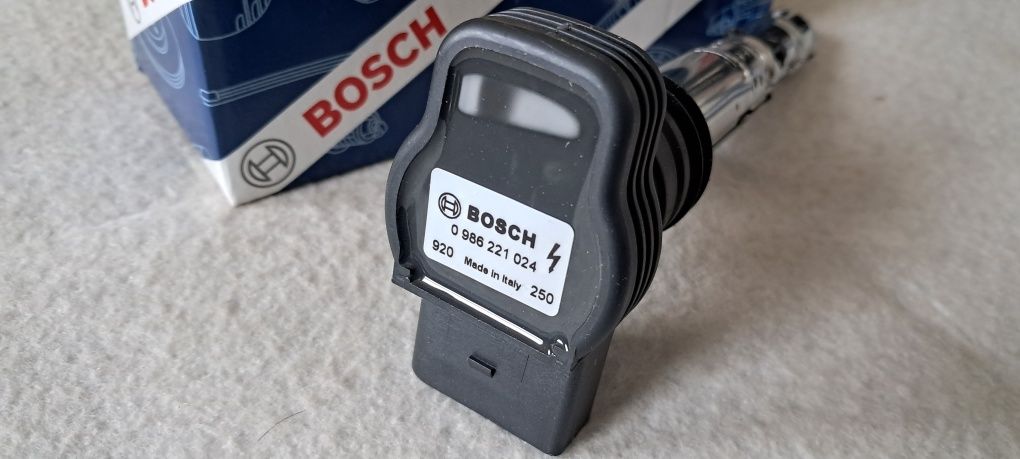 Катушка зажигания Bosch VAG 1.8T 20V Made in Italy