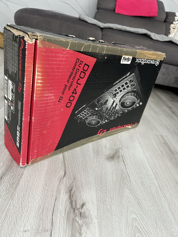 Pioneeer DDJ 400 Kontroler