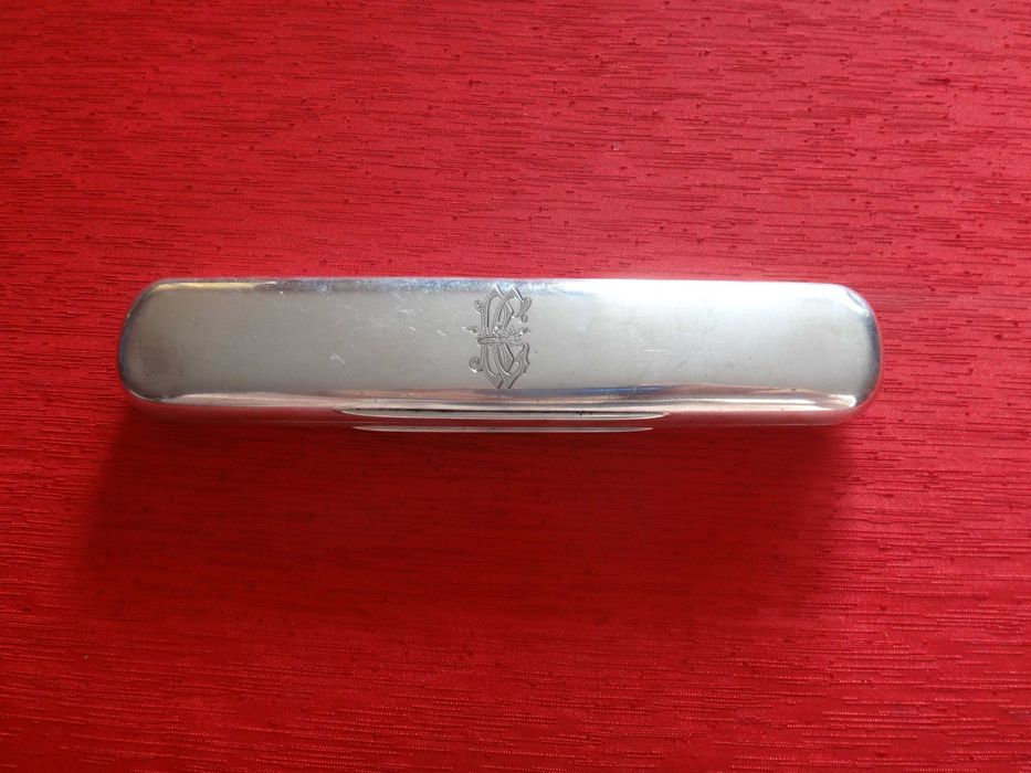 Srebrne etui na cygaro - pióro
