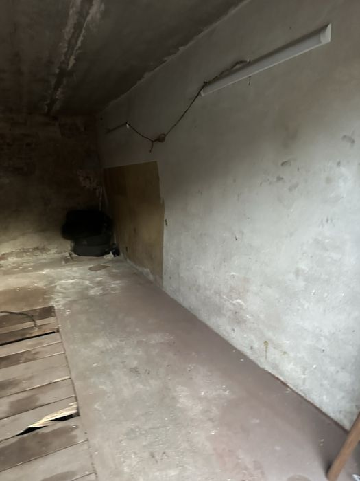 Оренда. Капітальний гараж. Тополя 1 Аренда капитальный гараж Тополь 1