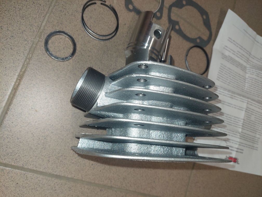 Nowy zestaw naprawczy silnika wsk 125 cylider tlok pierscienie kpl pl