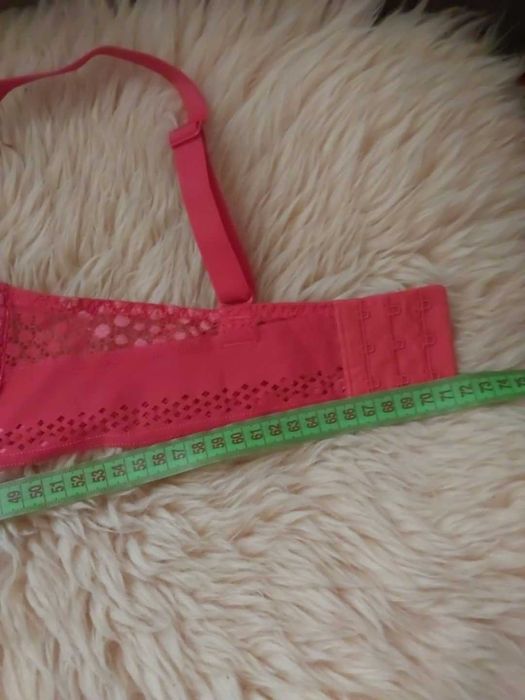 Бюстгальтер червоний 75в/80с,д