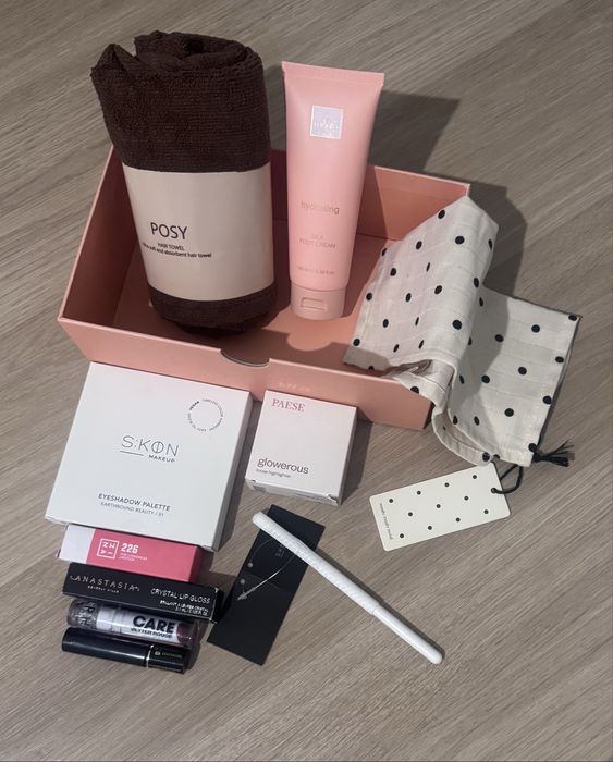 Zestaw kosmetyków box idealny prezent, nowe!