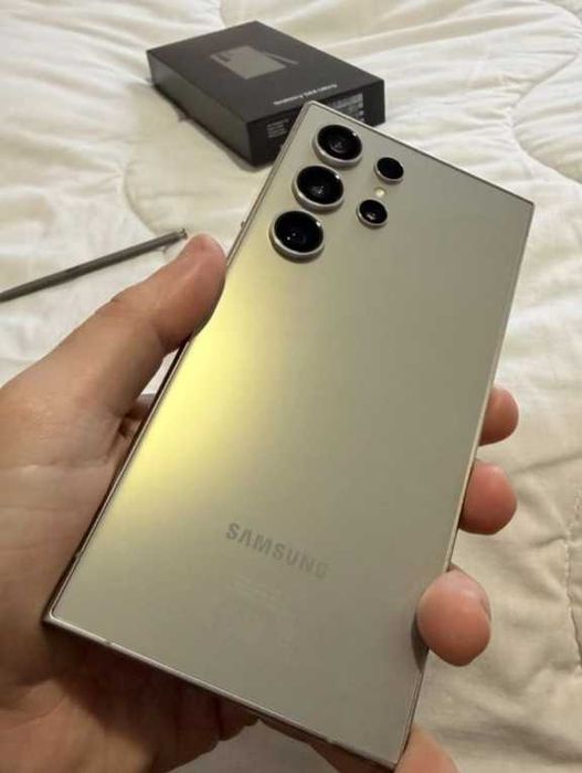Samsung s24 Ultra como novo
