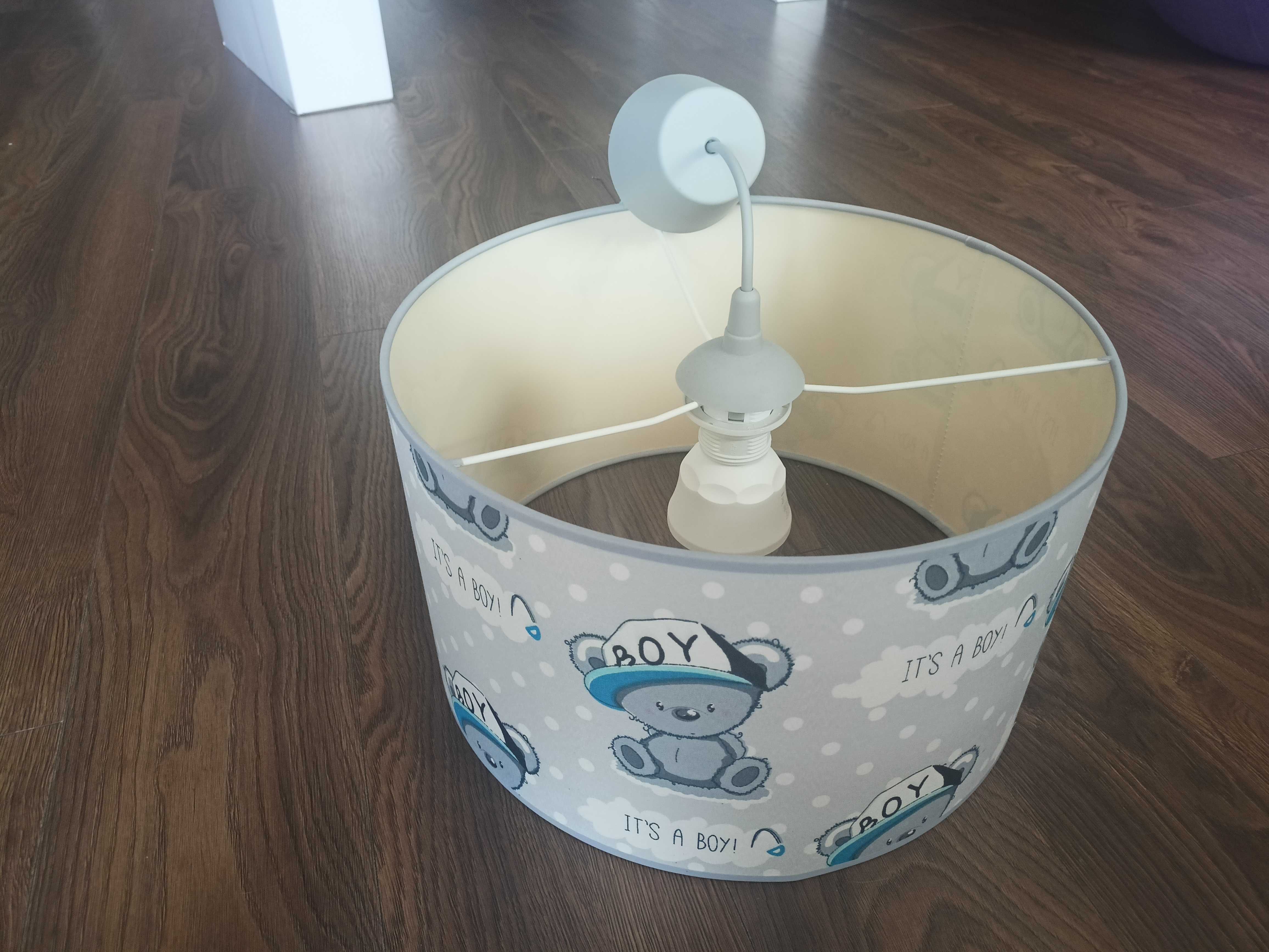 Żyrandol do pokoju dzieciecego
