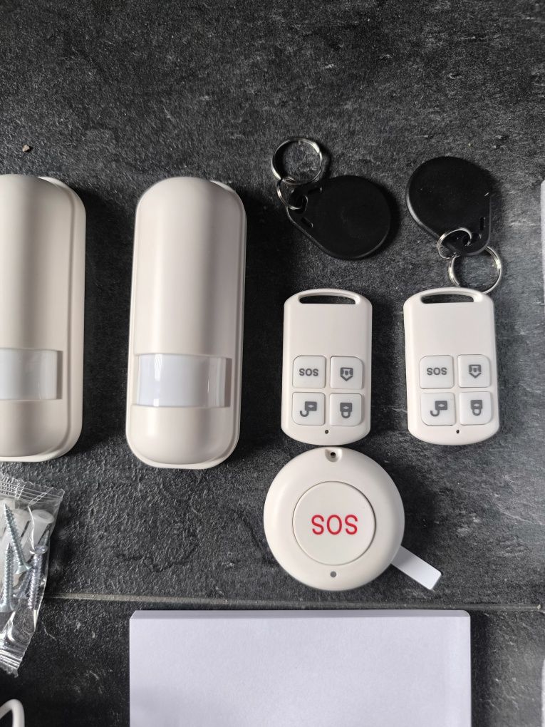 Bezprzewodowy alarm do domu, Gsm, Wi-fi, Aplikacja, czujki, piloty