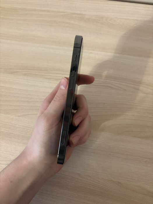 Продаю iPhone 12 Pro 128 GB