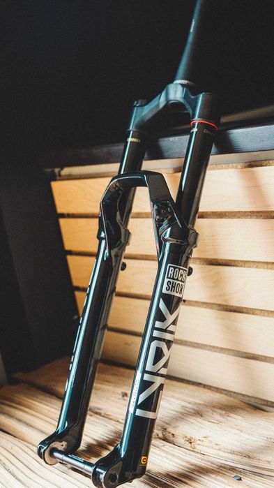 RockShox Lyrik Base 29" • 150mm • Nova