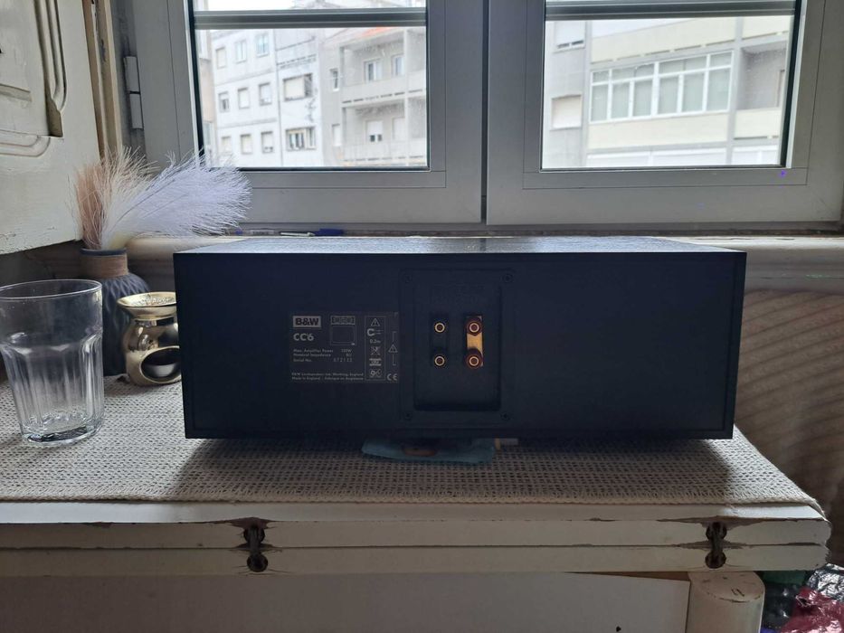 COLUNA B&W CC6 muito pouco usada