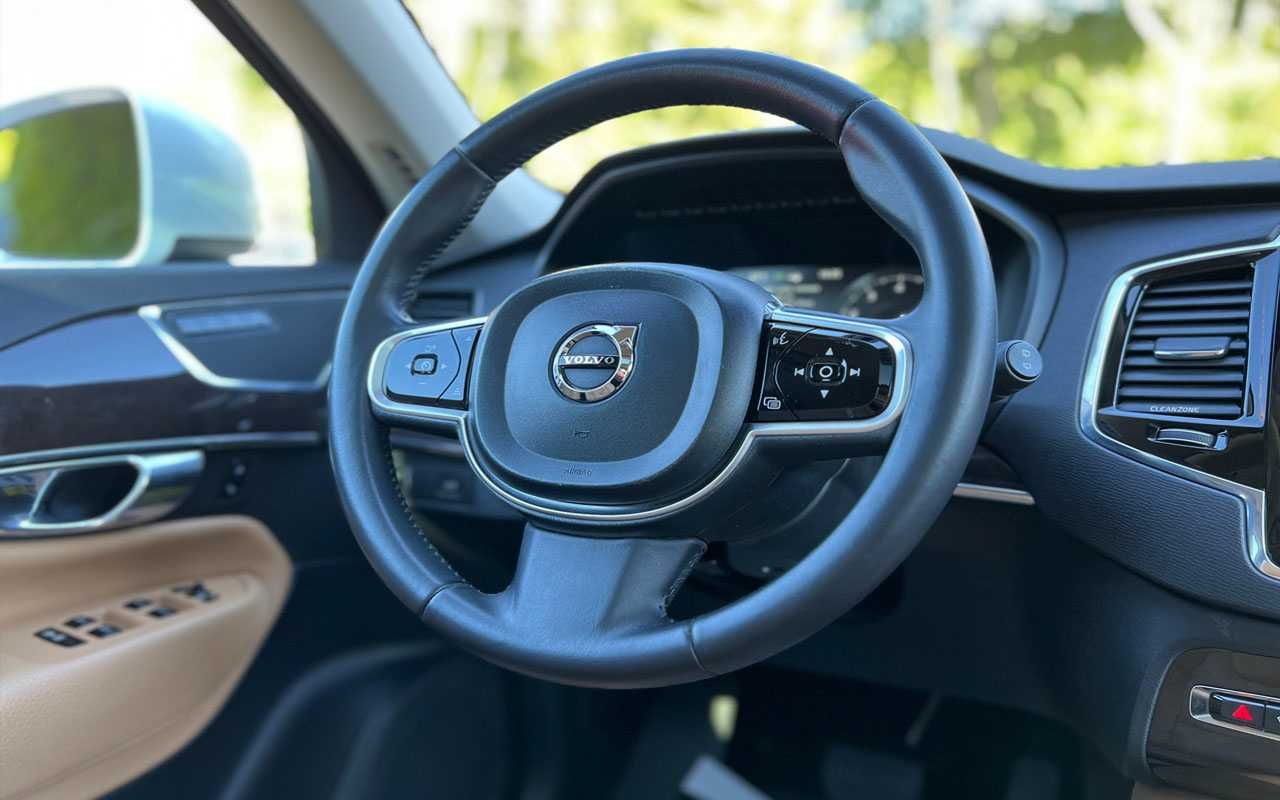 Volvo XC90 2016 року