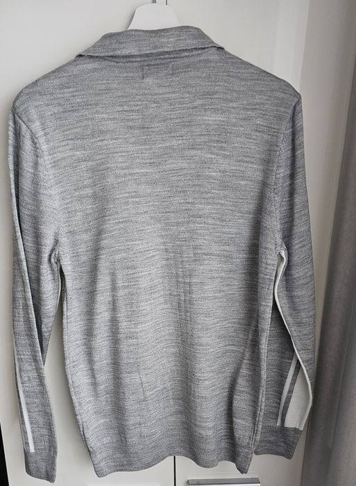 01 Burton cienki męski sweter r.M Nowy