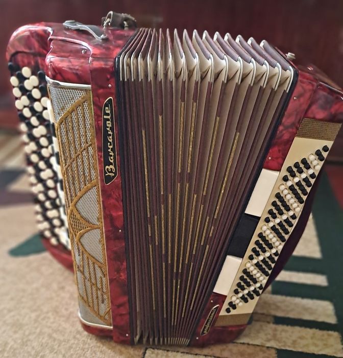 Продам баян Баркаролла