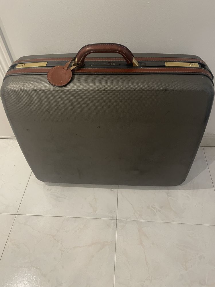 Mala de viagem Samsonite - porao