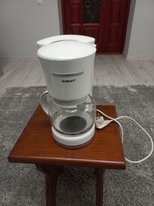 Кавоварка Scarlett sc-033.