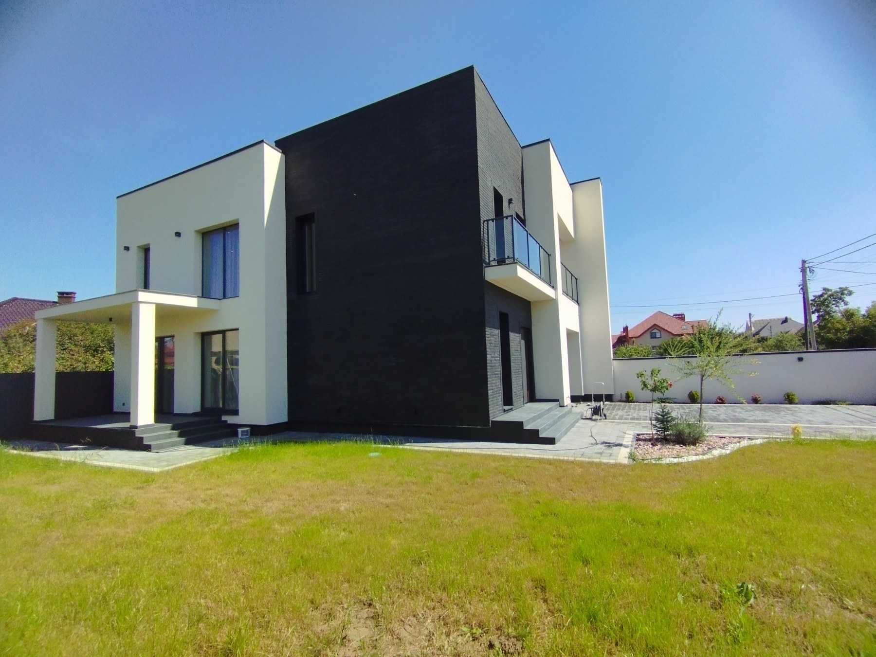 Продається котедж, вул. Тернопільська
Код: 15669
