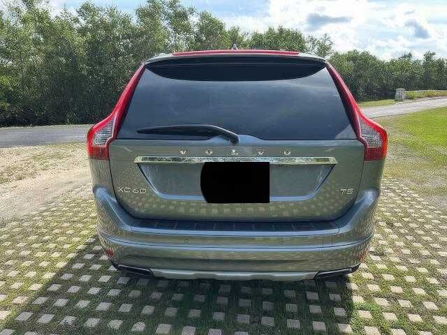 2016 Volvo XC60 T5 Drive-E Platinum