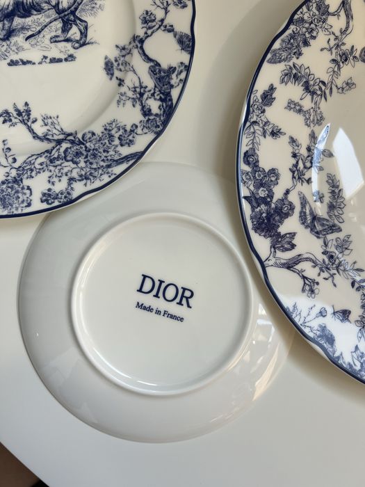 Набір тарілок dior