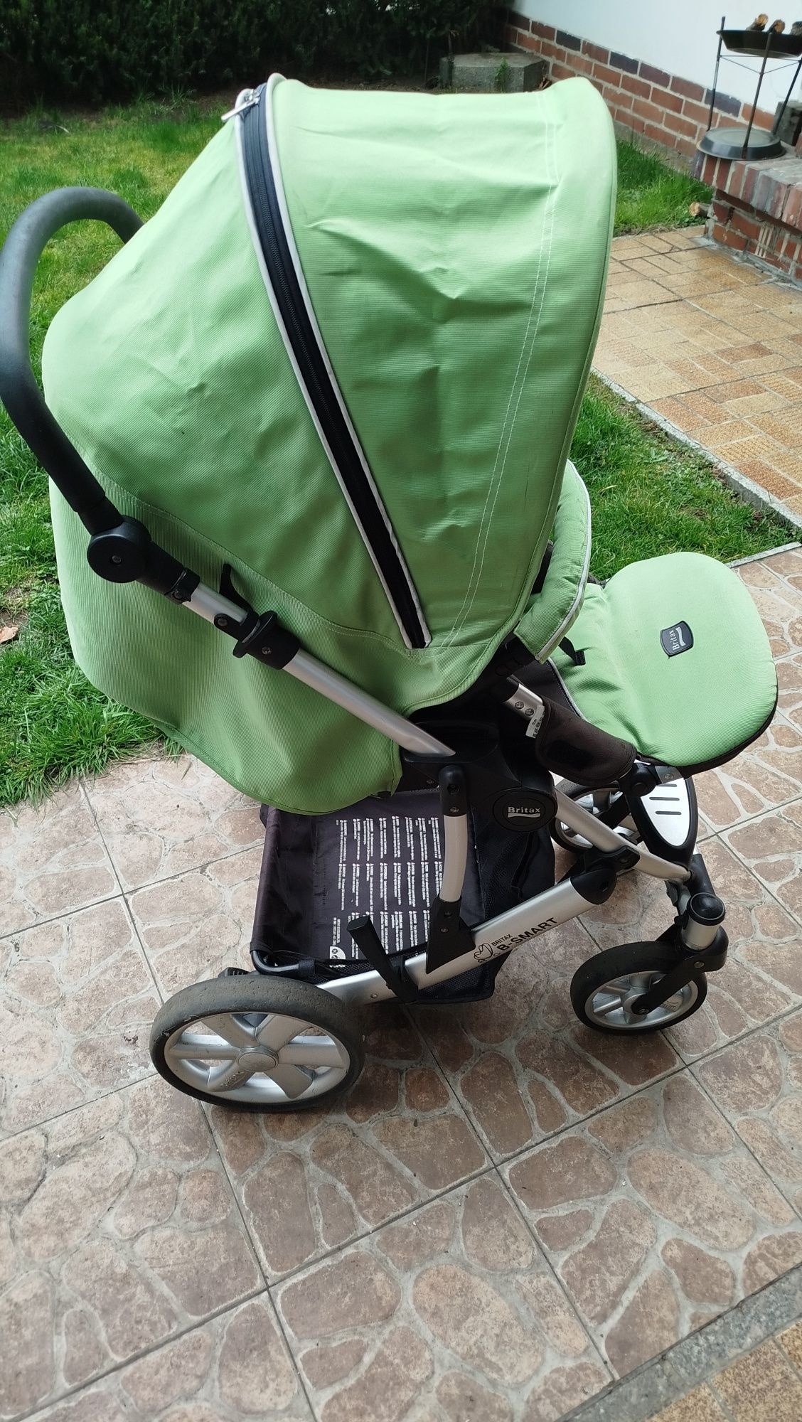 Wózek spacerowy dziecięcy britax b-smart