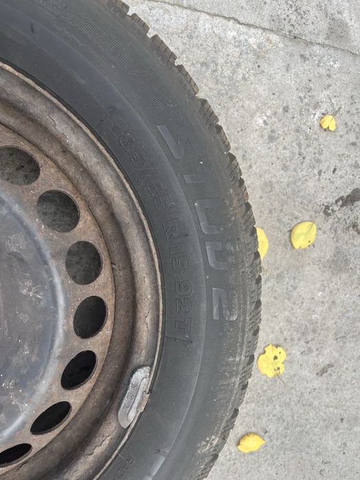 Kormoran Stud 2 185/65/15 на дисках 5х112