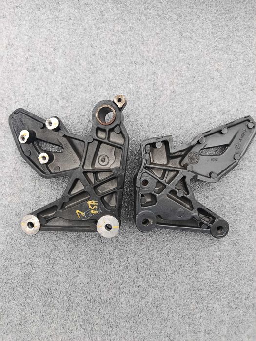 Пара кронштейнів Pulsar ns 200