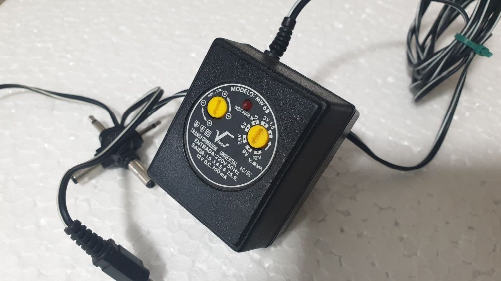 Transformador Universal AC-DC