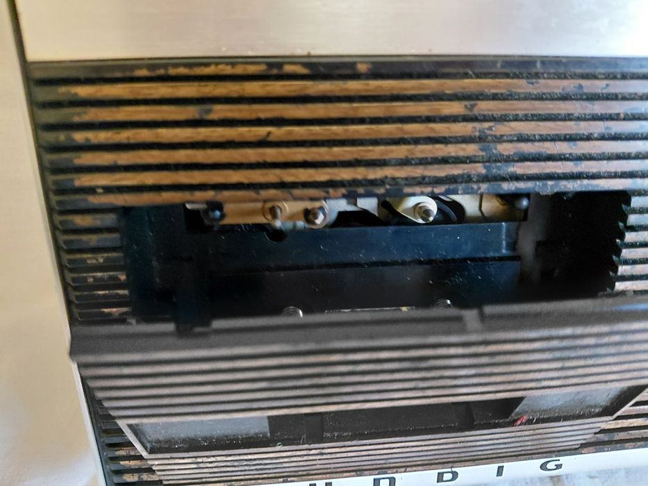 Магнітофон grundig c210 automatic. Ціна договірна.