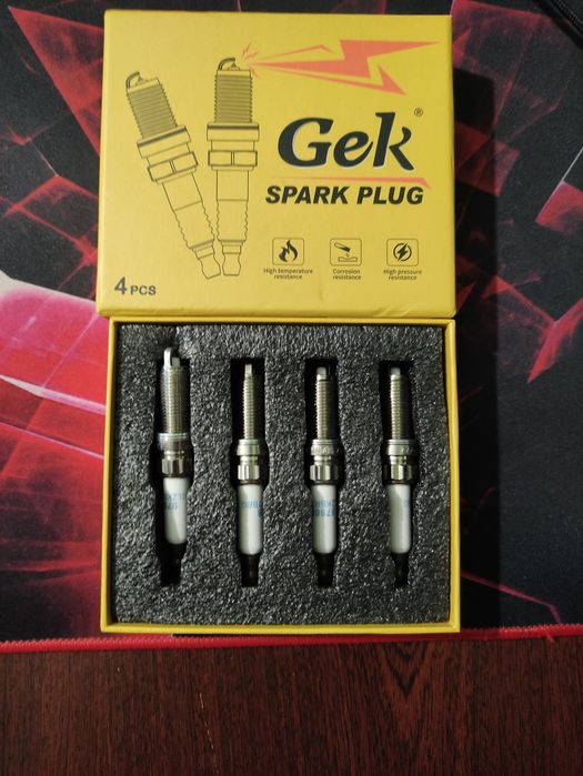 Автомобільні свічки ірідієві комплект