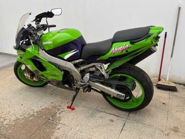 Kawasaki Ninja zx9r
