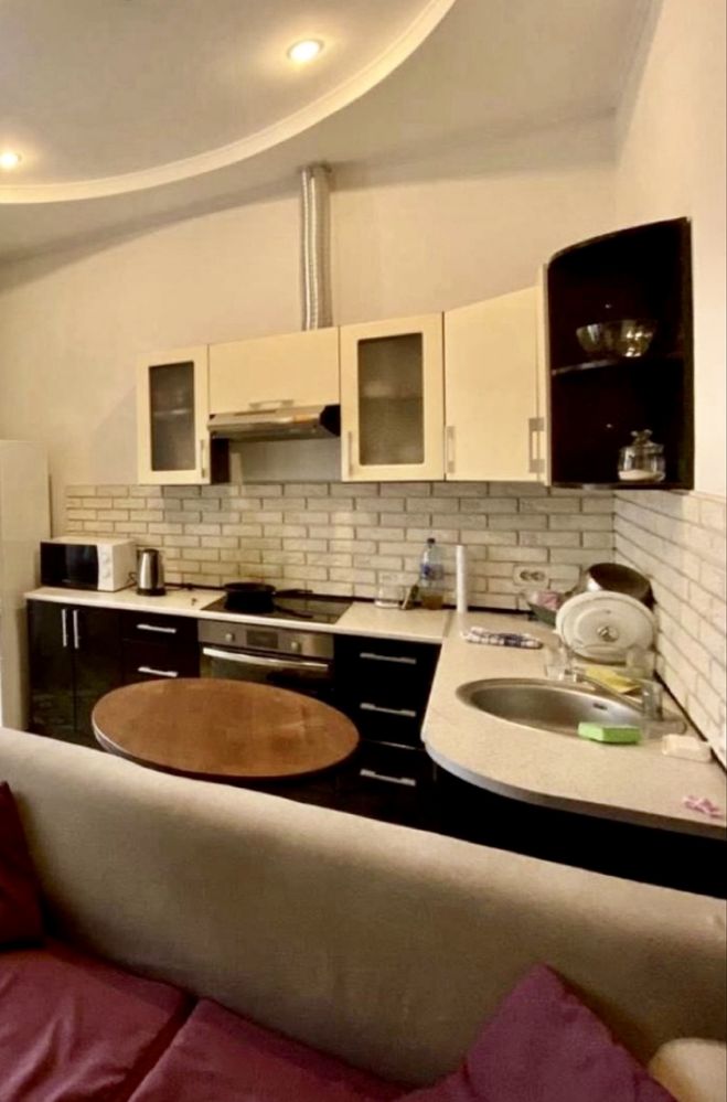 Продам 2 ком квартиру Вознесеновский рн , Центр, ТЦ Укоаина , Цирк