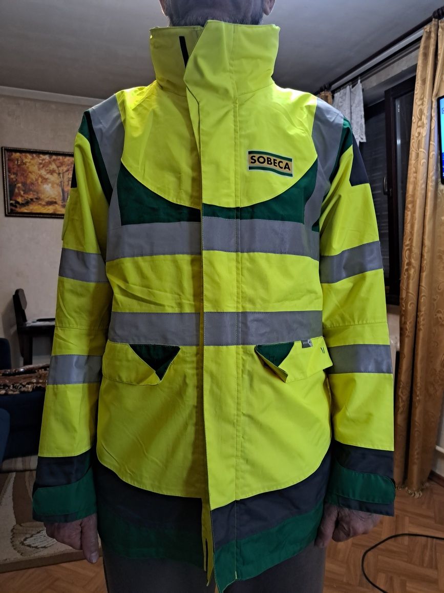 Куртка светоотражающая L/XL.