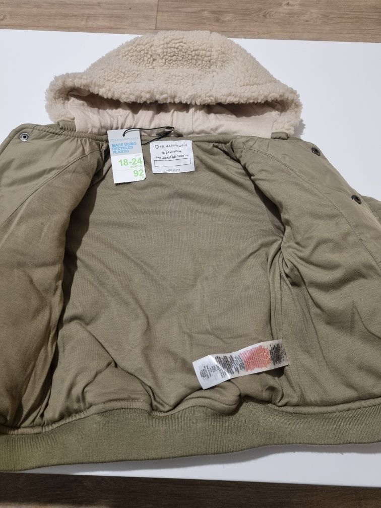 Nowa ocieplana kurtka dziecięca na kożuszku Primark r. 92cm 18-24m