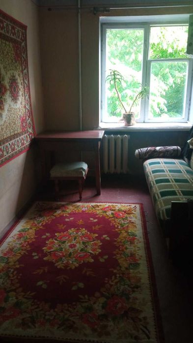 3К Хороший стан, середній поверх!  Виставка!