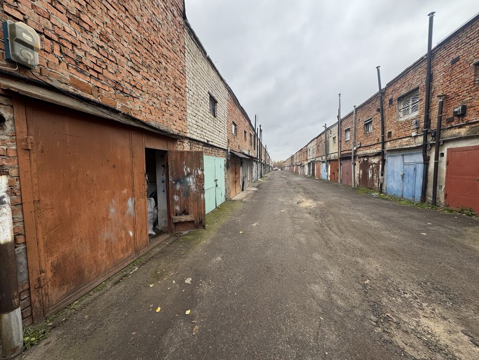 Оренда гаража кооператив Кристал, вул. Нижньодворецька 41