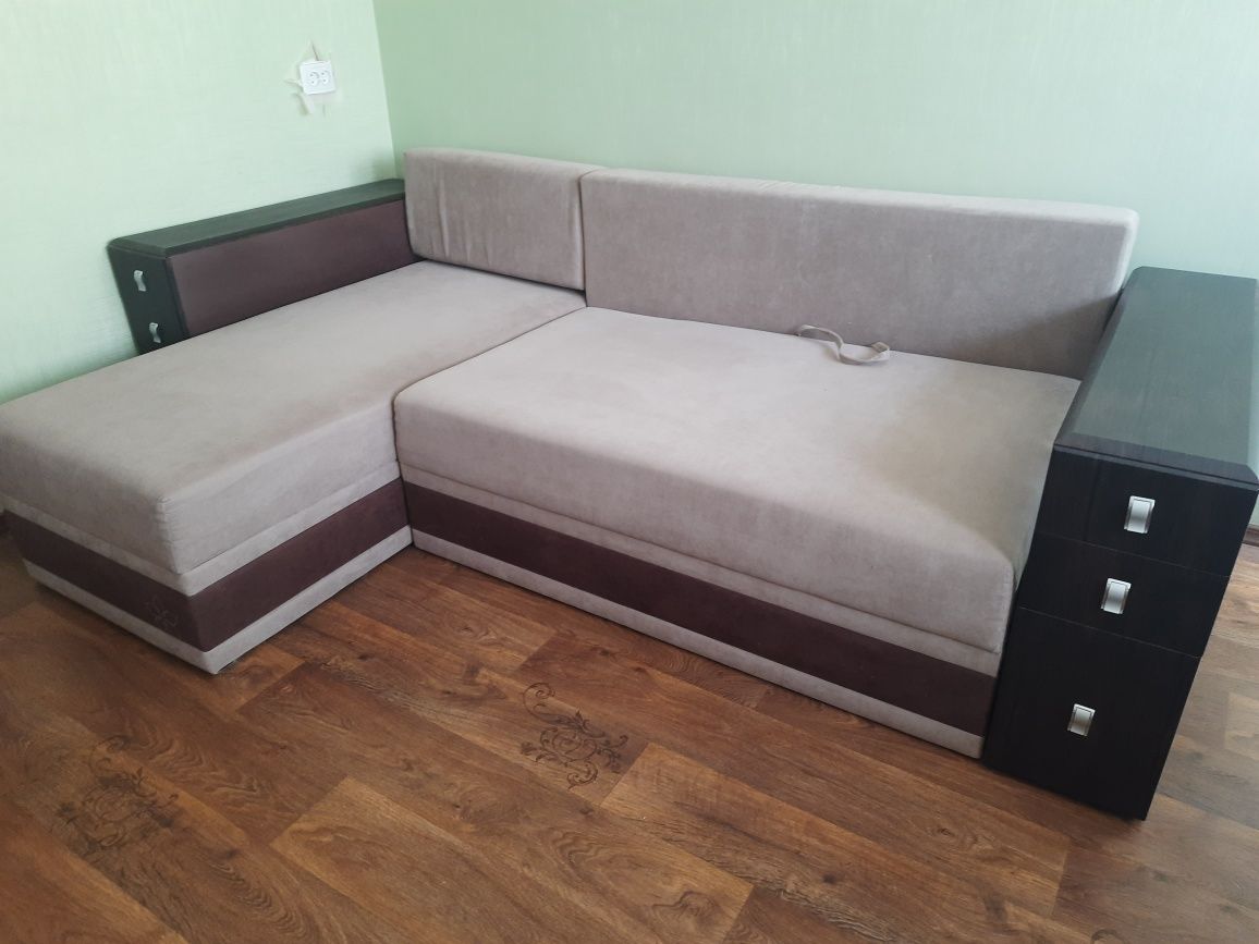 Диван для себе або В КВАРТИРУ ПІД ОРЕНДУ